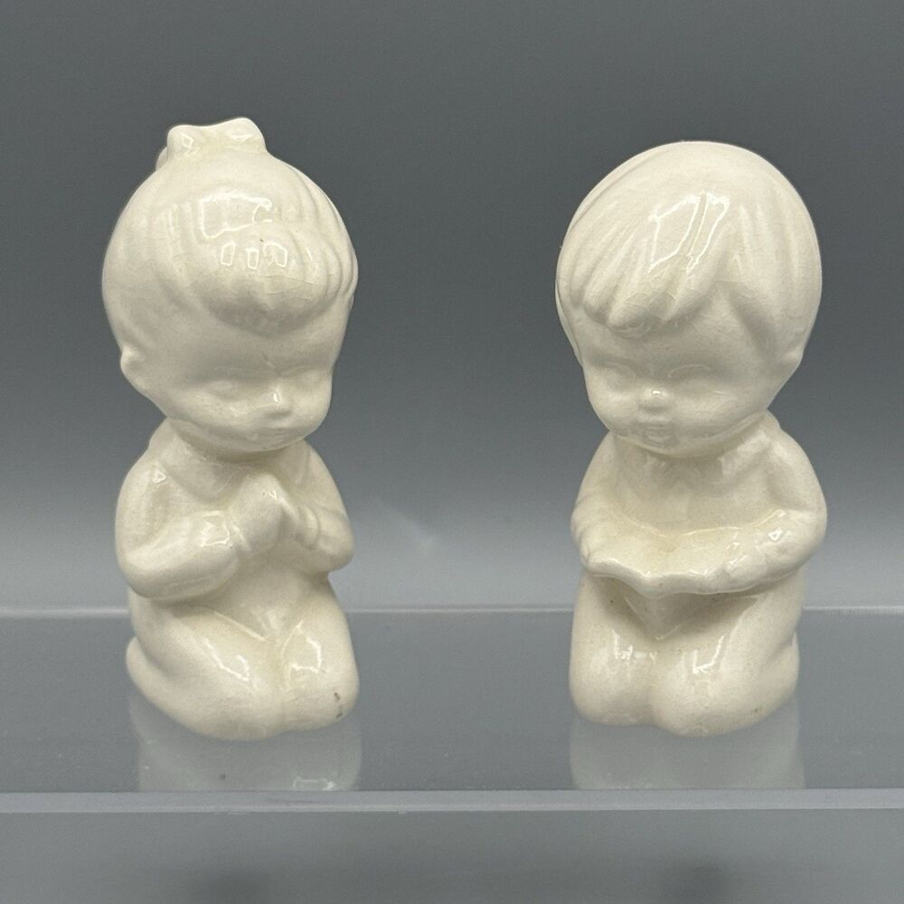 Vintage Ceramic Praying Girl and Boy Figurine Set 3.5" Tall Nursey Kitschy Decor